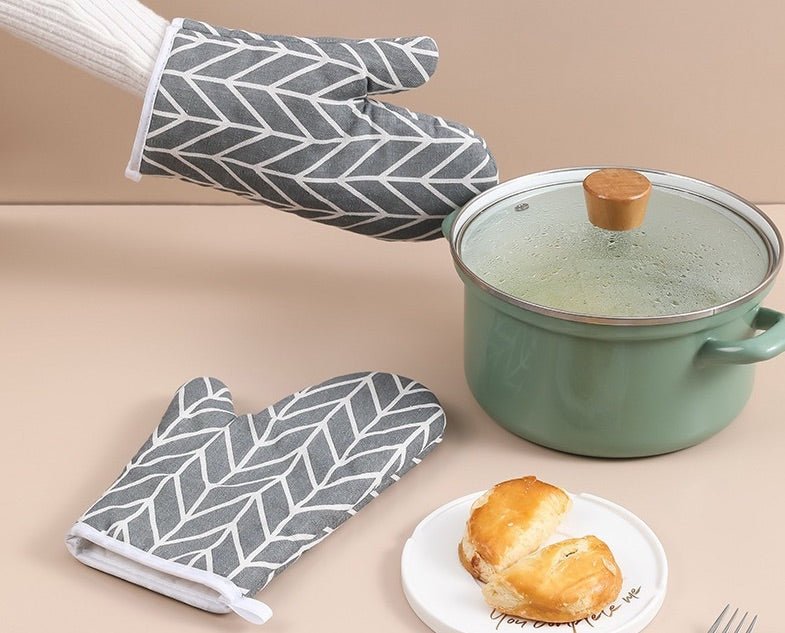 Kitchen Oven Mitt and Pot Holder Set, Heat Resistant - XUANMAN