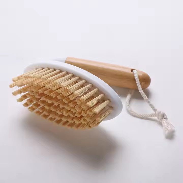 Scrub Brush with Bamboo Handle - XUANMAN