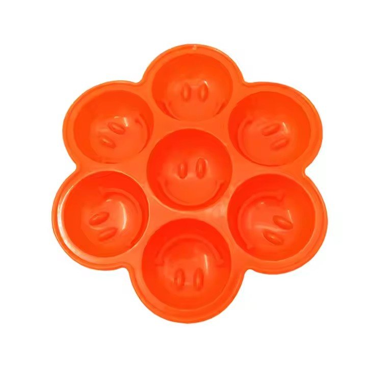 Smiley Face Silicone Ice Cube Tray - XUANMAN