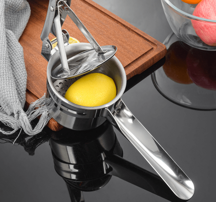 Stainless Steel Potato Ricer & Juicer, 3 Discs - XUANMAN