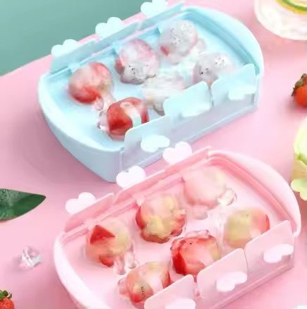 Cartoon Silicone Ice Cube Tray with PP Lid, 6 - Grid - XUANMAN