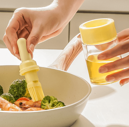 Glass Oil Dispenser Bottle with Silicone Brush - XUANMAN